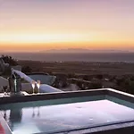 Gtk Santorini Sunset Apartment Ia